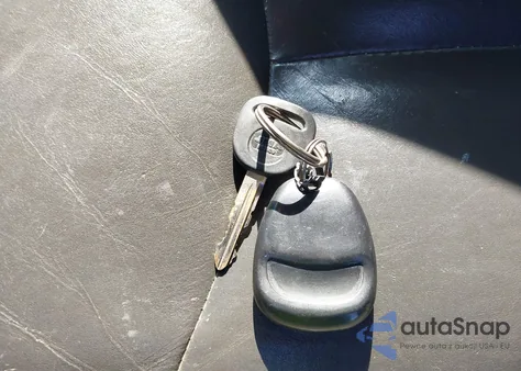 2005 Chevrolet Silverado Ls from USA, damaged, VIN 1GCEK19T25E189473